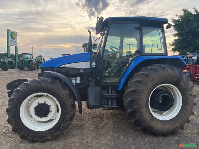 TRATOR NEW HOLLAND 6040