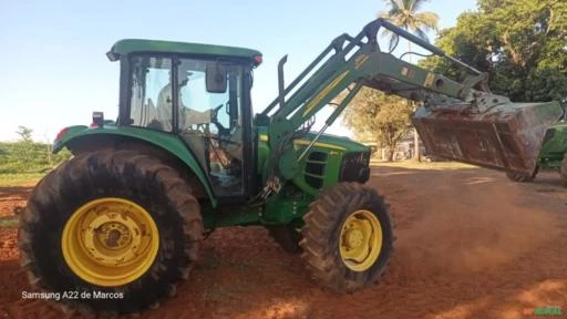 TRATOR JOHN DEERE 6110J