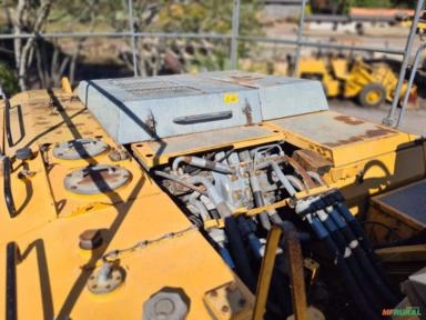 Imagem ESCAVADEIRA HIDRÁULICA LIEBHERR 954 Imagem ESCAVADEIRA HIDRÁULICA LIEBHERR 954