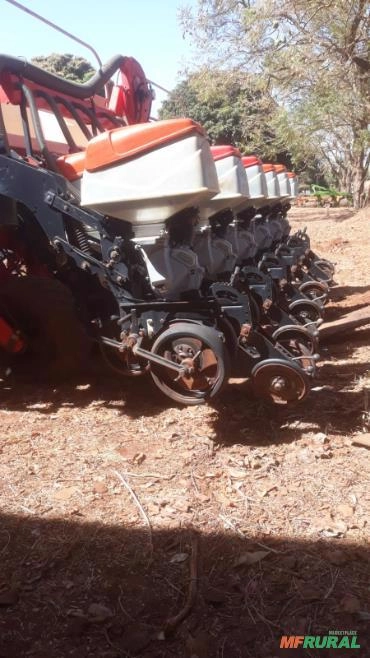 Imagem Plantadeira Jumil 16 Linhas Imagem Plantadeira Jumil 16 Linhas