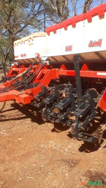 Imagem Plantadeira Jumil 16 Linhas Imagem Plantadeira Jumil 16 Linhas