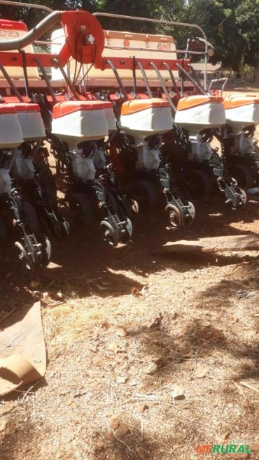 Imagem Plantadeira Jumil 16 Linhas Imagem Plantadeira Jumil 16 Linhas