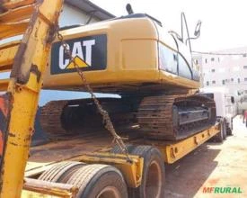 ESCAVADEIRA CAT MODELO 320D2L