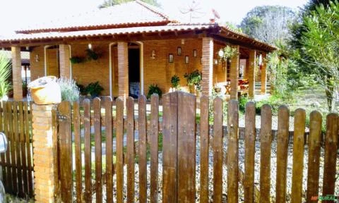 Casa de Campo  - Clube da Uva em Andradas - MG