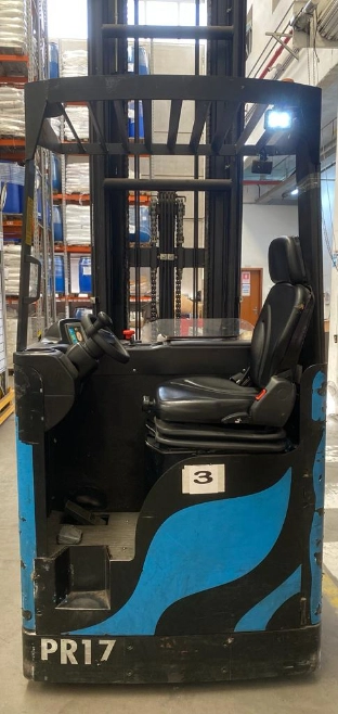EMPILHADEIRA - PR 2: PR17 Imagem EMPILHADEIRA - PR 2: PR17