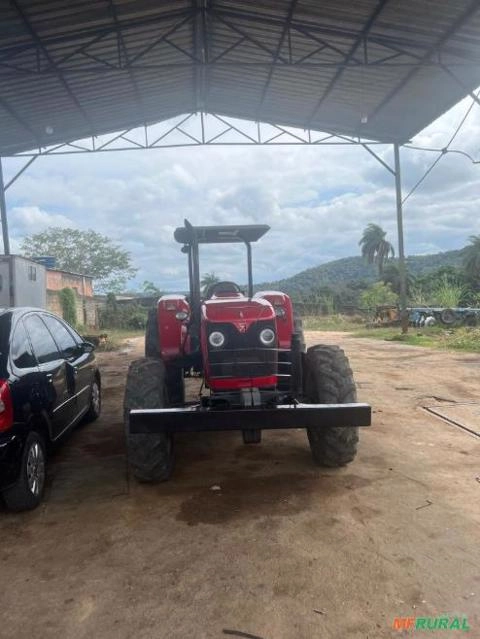 Trator Massey Ferguson 4275 4x4 ano 13 Imagem Trator Massey Ferguson 4275 4x4 ano 13