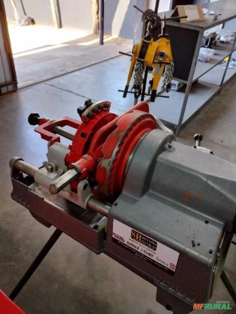 Rosqueadeira de tubos Imagem Rosqueadeira de tubos