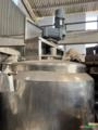 Tanque de Armazenamento Inox 304 - 3.000 litros com misturador Imagem Tanque de Armazenamento Inox 304 - 3.000 litros com misturador