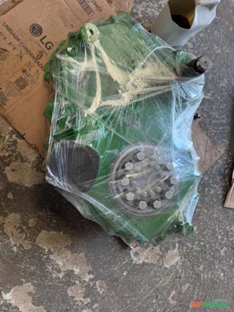 CAIXA DO PICADOR JOHN DEERE DE32327 / DE32579 / DE31980 Imagem CAIXA DO PICADOR JOHN DEERE DE32327 / DE32579 / DE31980