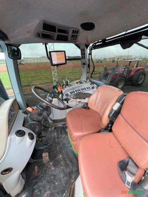Imagem Trator New Holland T7.245 Imagem Trator New Holland T7.245