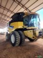 Colheitadeira NEW HOLLAND CR 9060 Imagem Colheitadeira NEW HOLLAND CR 9060