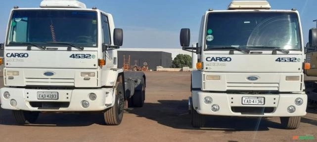 Caminhão FORD CARGO 4532E - Cavalo mecânico Imagem Caminhão FORD CARGO 4532E - Cavalo mecânico