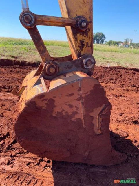 ESCAVADEIRA HIDRÁULICA SDLG 6225, ANO 2018