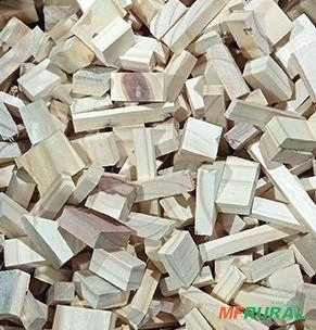 COMPRO LENHA DE PINUS Imagem COMPRO LENHA DE PINUS