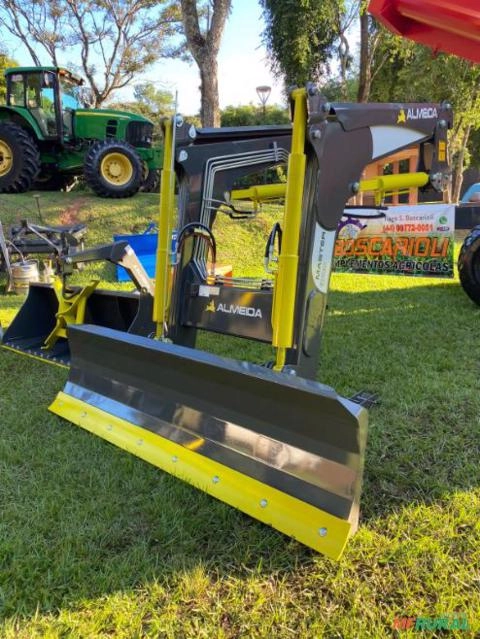 CONJUNTO FRONTAL COMPLETO AUTO NIVELANTE ALMEIDA Imagem CONJUNTO FRONTAL COMPLETO AUTO NIVELANTE ALMEIDA