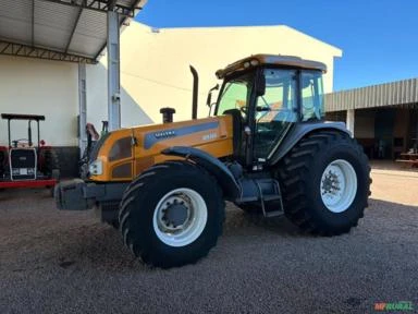 Trator VALTRA BM165 ano 2011