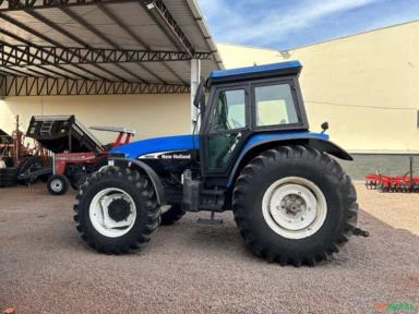 Trator NEW HOLLAND TM150 ano 2002