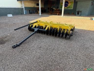 Grade niveladora 32 discos tatu Imagem Grade niveladora 32 discos tatu