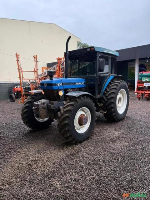 Trator New Holland 7630 Ano 2002 Imagem Trator New Holland 7630 Ano 2002