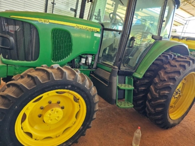 Imagem Trator John Deere 6415 Imagem Trator John Deere 6415