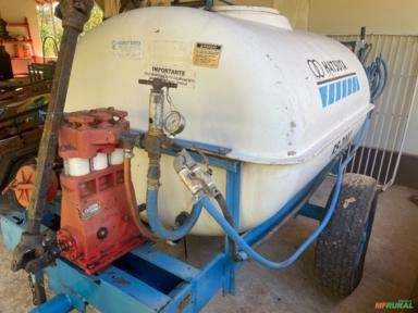 PULVERIZADOR HATSUTA 2000 LT Imagem PULVERIZADOR HATSUTA 2000 LT