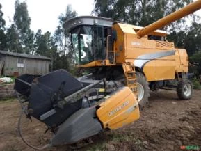 Colheitadeira Valtra BC 4500