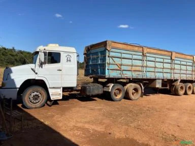Caminhão MB1935 conjunto graneleiro LS Imagem Caminhão MB1935 conjunto graneleiro LS