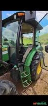 Trator John Deere 5080E Cabinado 4x4