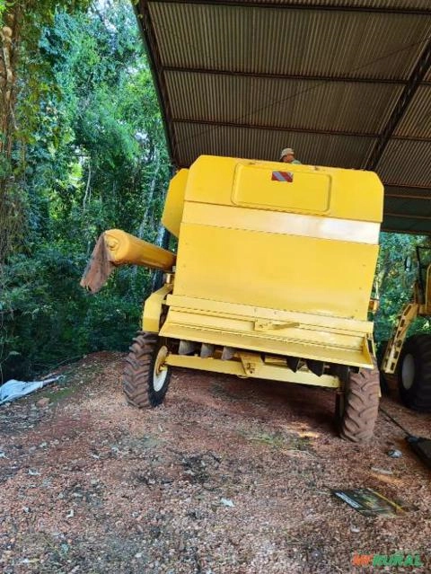 Imagem Colheitadeira New Holland TC 59 Imagem Colheitadeira New Holland TC 59