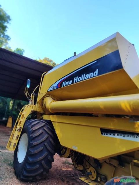 Imagem Colheitadeira New Holland TC 59 Imagem Colheitadeira New Holland TC 59