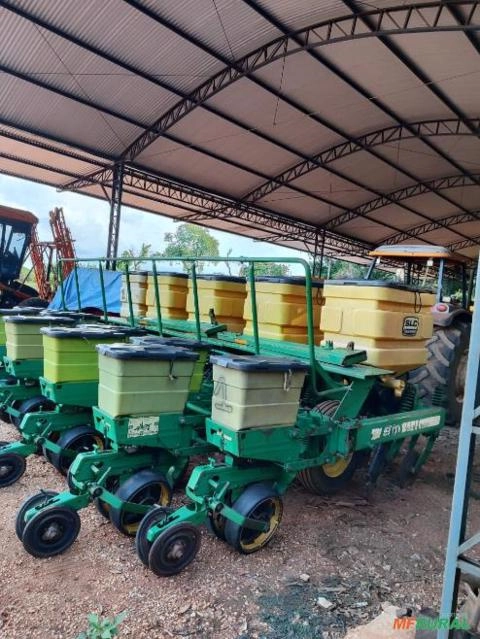 Imagem Plantadeira jon deere - Conservada Imagem Plantadeira jon deere - Conservada