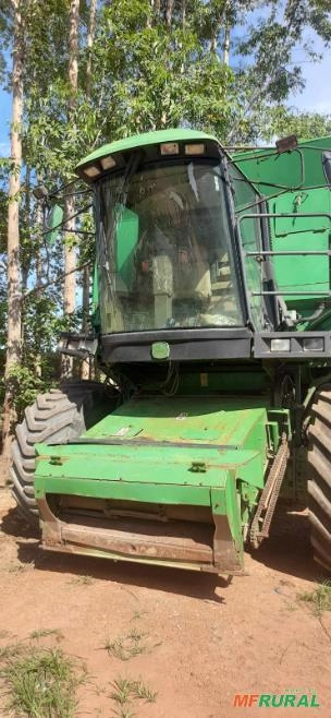 Imagem COLHEDORA JOHN DEERE 1550 COM PLATAFORMA DE SOJA Imagem COLHEDORA JOHN DEERE 1550 COM PLATAFORMA DE SOJA