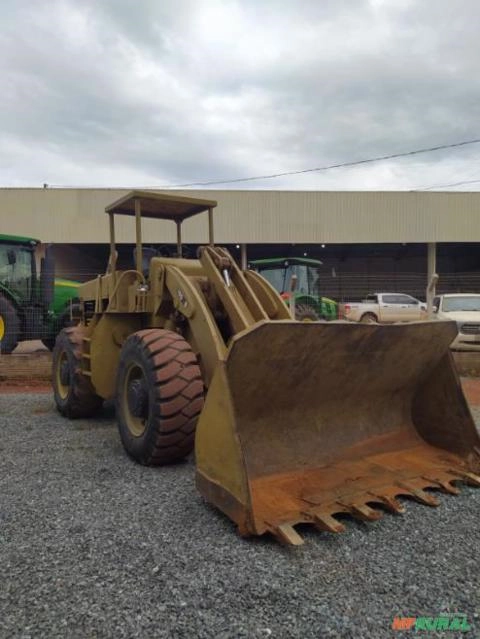 PÁ CARREGADEIRA FIATALLIS 1900B USADA Imagem PÁ CARREGADEIRA FIATALLIS 1900B USADA