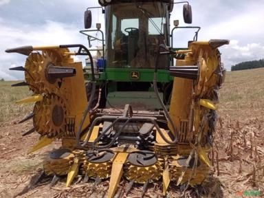 ENSILADEIRA AUTOPROPELIDA 7350 JOHN DEERE Imagem ENSILADEIRA AUTOPROPELIDA 7350 JOHN DEERE
