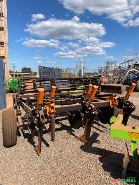 Imagem ESCARIFICADOR RODMA SCORPION 5H Imagem ESCARIFICADOR RODMA SCORPION 5H