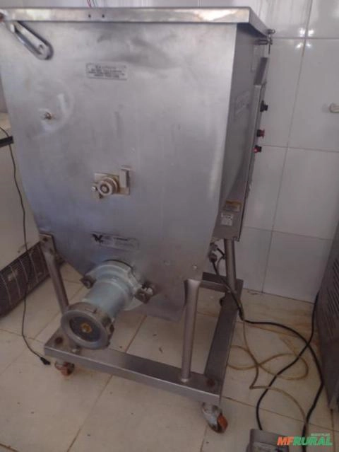 Moedor Picador e Misturadora de carnes americana Hobart Imagem Moedor Picador e Misturadora de carnes americana Hobart