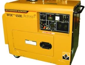 Gerador de energia Buffalo BFDE-6500 Silencioso 5,5 kVA - partida elétrica - monofásico - 115V/230V