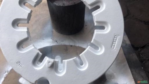 Peso de roda do BH 180 80 kg. Imagem Peso de roda do BH 180 80 kg.