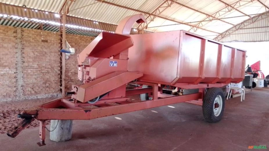 TRITURADOR FORRAGEIRO PICADOR Imagem TRITURADOR FORRAGEIRO PICADOR