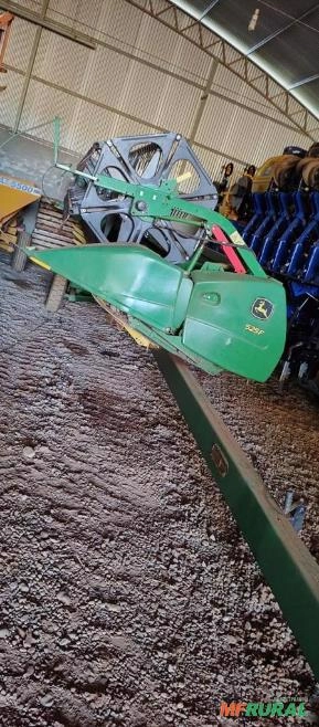 Imagem Colheitadeira John Deere S440 Imagem Colheitadeira John Deere S440