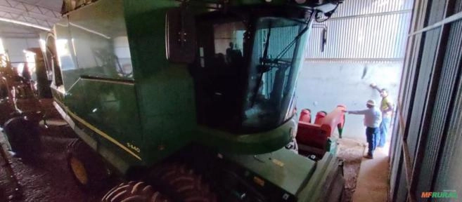 Imagem Colheitadeira John Deere S440 Imagem Colheitadeira John Deere S440
