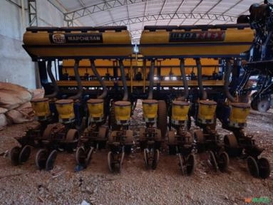 Imagem PLANTADEIRA ULTRA FLEX TATU 8 LINHAS 2017 + ORION Imagem PLANTADEIRA ULTRA FLEX TATU 8 LINHAS 2017 + ORION