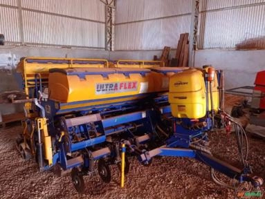 Imagem PLANTADEIRA ULTRA FLEX TATU 8 LINHAS 2017 + ORION Imagem PLANTADEIRA ULTRA FLEX TATU 8 LINHAS 2017 + ORION