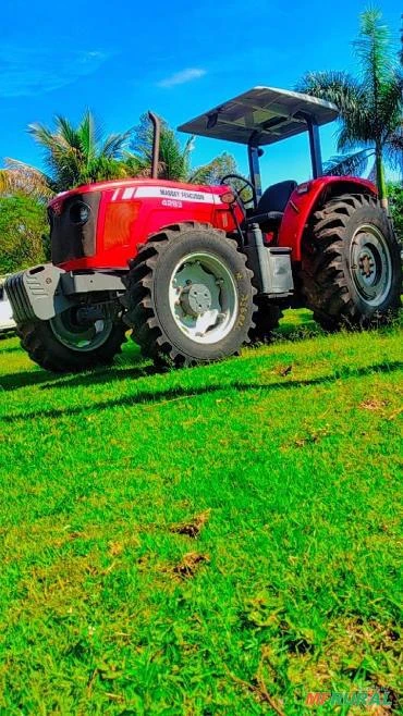 Trator Massey Ferguson 4283