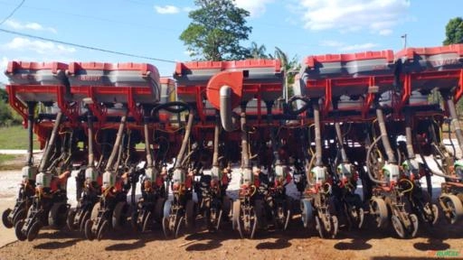 Plantadeira 14 Linhas Imagem Plantadeira 14 Linhas