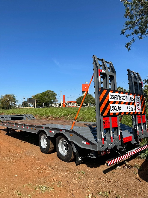 Carreta prancha nova Imagem Carreta prancha nova