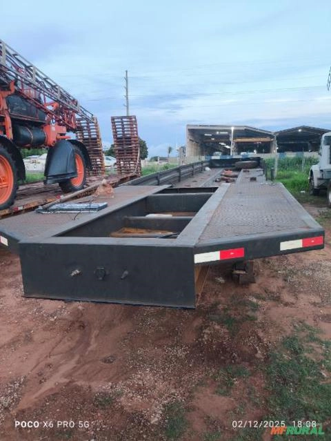 Carreta Prancha Guerra 1991 – Reforçada, 3 Eixos e área útil ampla Imagem Carreta Prancha Guerra 1991 – Reforçada, 3 Eixos e área útil ampla