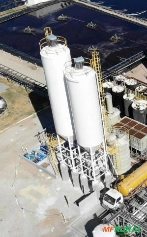 Silos com estrutura de elevação, capacidade 70 m³ (42 ton) Imagem Silos com estrutura de elevação, capacidade 70 m³ (42 ton)