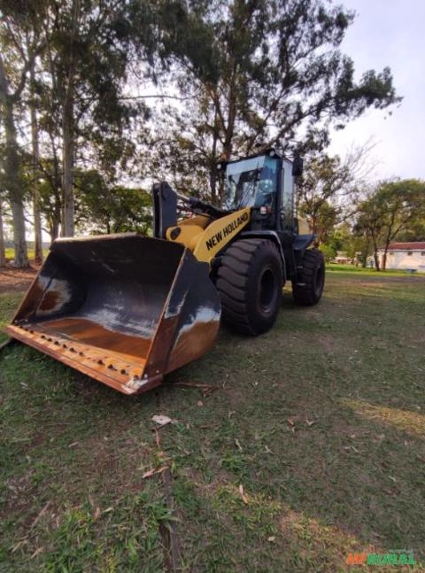 W 170 NEW HOLLAND ANO 2017 Imagem W 170 NEW HOLLAND ANO 2017