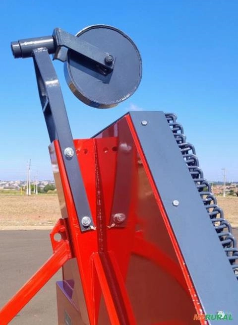 Imagem Roçadeira Hidráulica Para Tratores 1500 Com Cardan Imagem Roçadeira Hidráulica Para Tratores 1500 Com Cardan